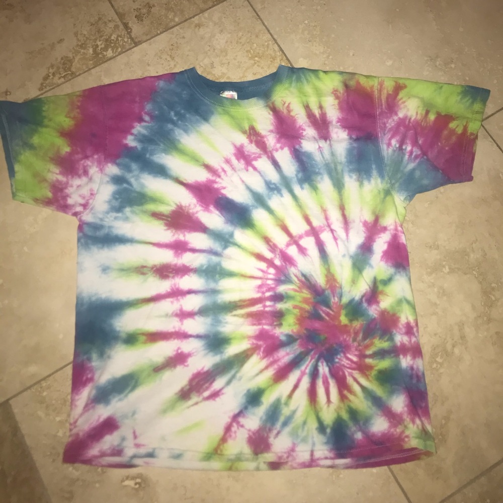Fruit of the Loom, size XL handmade tie dye